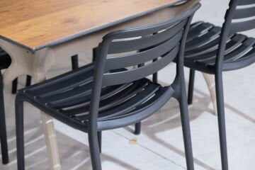 Byokuyan Not 4+1 Kompakt Novecento Plastik Ayak 80x140 Masa Takımı